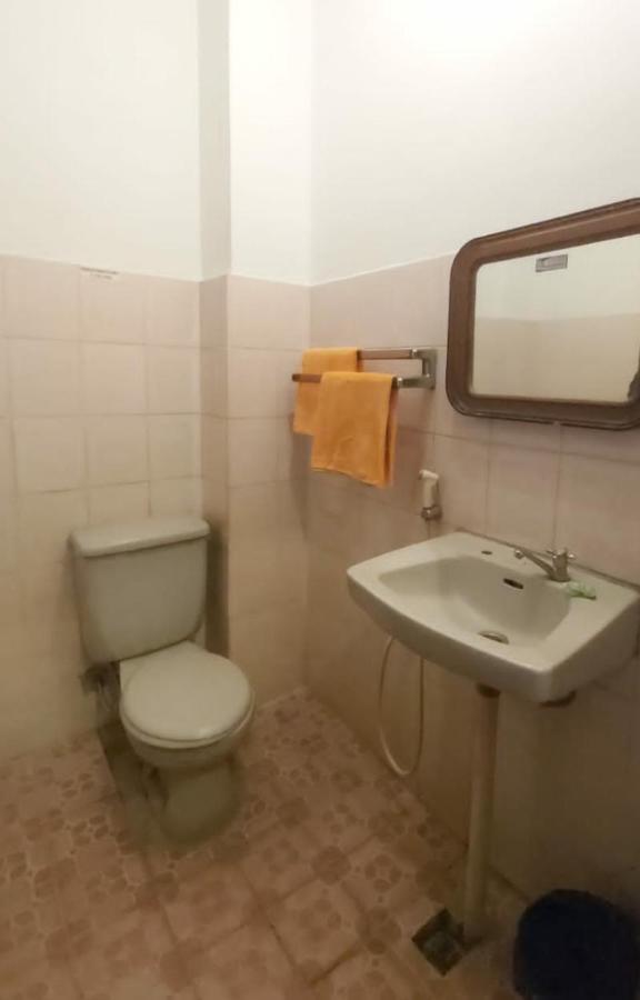 Sentosa Hotel & Restaurant - Tersertifikasi Chse Dari Kementerian Pariwisata Dan Ekonomi Kreatif ブカシ エクステリア 写真